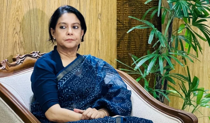 Read more about the article ক্ষমতার ভিত্তি জনগণের হাতে দিতে হলে গণভোট জরুরি: রিজওয়ানা হাসান