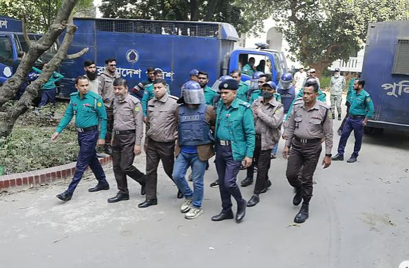 Read more about the article চানখাঁরপুল মামলার রায় পেছাল, নতুন তারিখ ২৬ জানুয়ারি নির্ধারণ