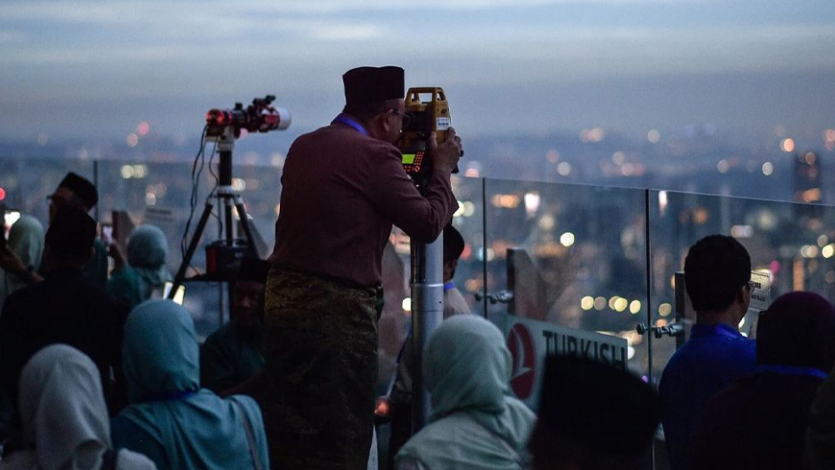 Read more about the article আজ থেকে সৌদি আরব-এ পবিত্র রমজান মাসের সূচনা