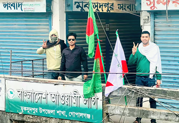 Read more about the article নিষেধাজ্ঞা সত্ত্বেও সক্রিয়তার আভাস, নতুন কৌশল কি নিচ্ছে আওয়ামী লীগ