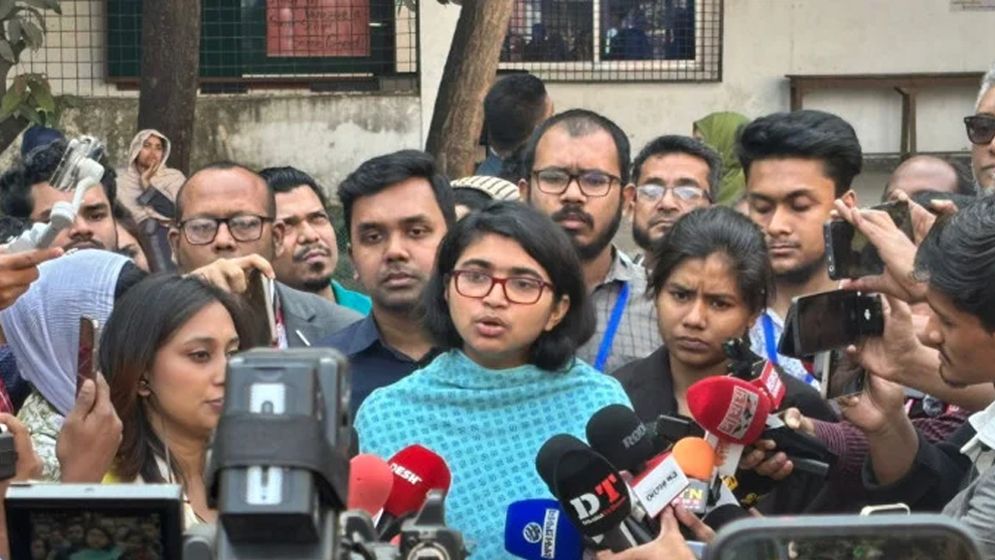 Read more about the article ভোটকেন্দ্র থেকে পোলিং এজেন্টদের বের করে দেওয়ার অভিযোগ তাসনিম জারার