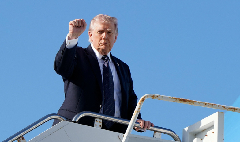 You are currently viewing ইরানে সামরিক হামলার বিপক্ষে ৪৩% মার্কিন নাগরিক: জরিপ ফল