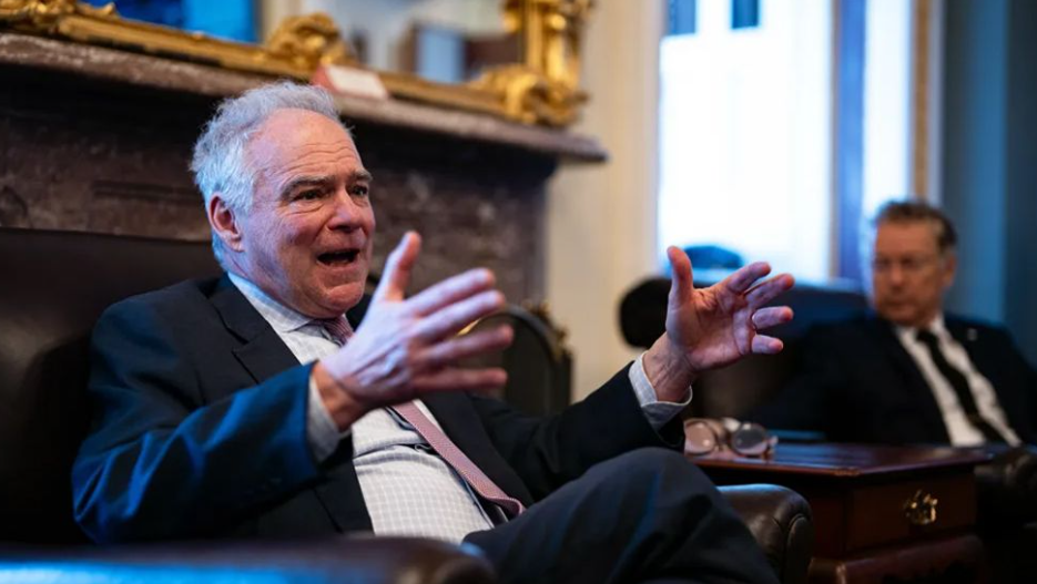 You are currently viewing প্রেসিডেন্টের যুদ্ধ ঘোষণার ক্ষমতা সীমিত করতে আজ মার্কিন সিনেটে ভোট