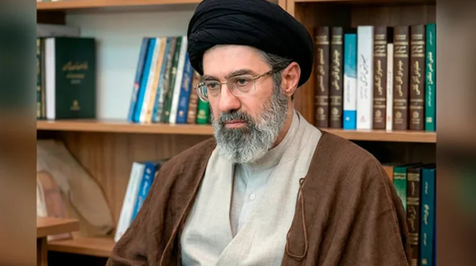 You are currently viewing ইরানে নতুন সর্বোচ্চ নেতা নির্বাচিত