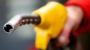 Read more about the article বিশ্ববাজারে তেলের দাম আবার ১১৫ ডলার ছাড়াল